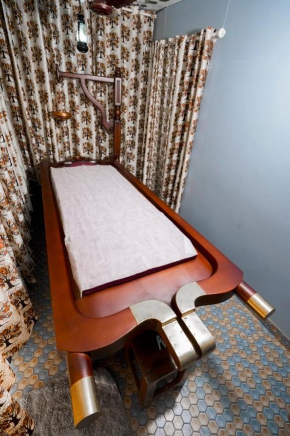 Parudeesa - Heavenly- Luxurious Palace Look-near Cbd - Kerala - India With Breakfast * Kaladi
