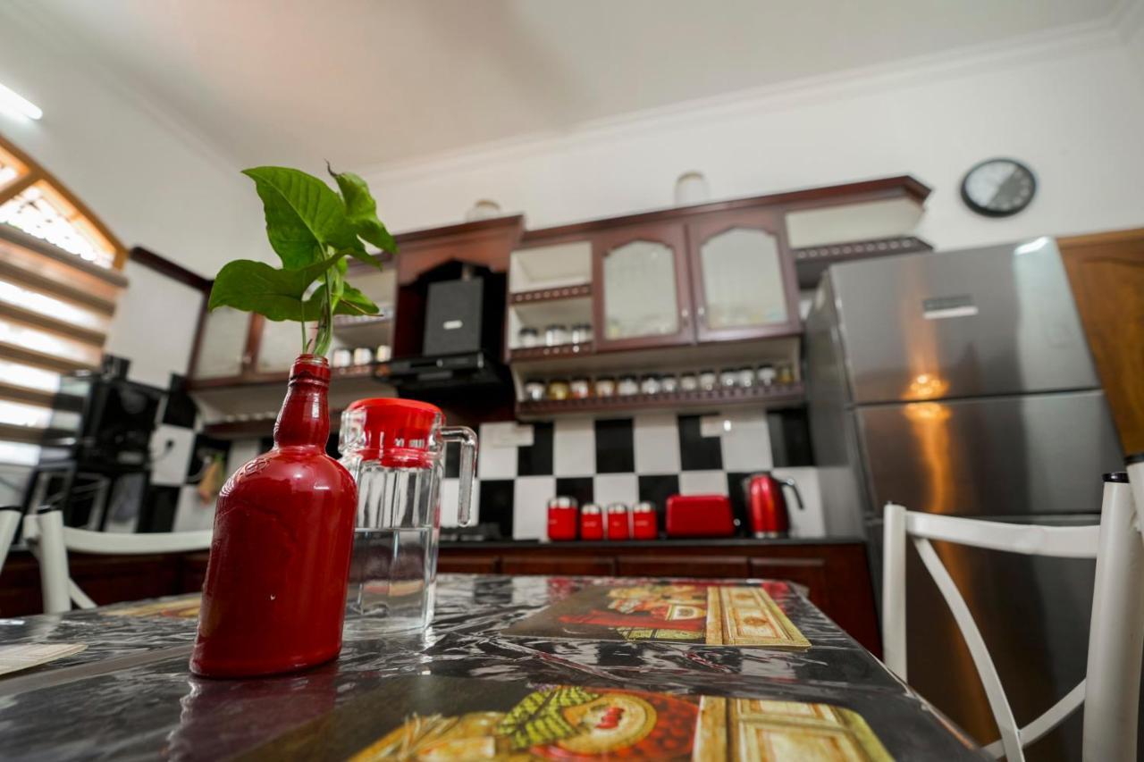 Parudeesa - Heavenly- Luxurious Palace Look-near Cbd - Kerala - India With Breakfast Homestay Kaladi