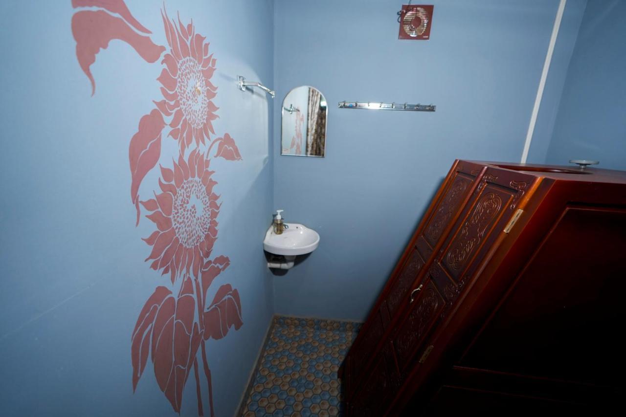 Homestay Parudeesa - Heavenly- Luxurious Palace Look-near Cbd - Kerala - India With Breakfast