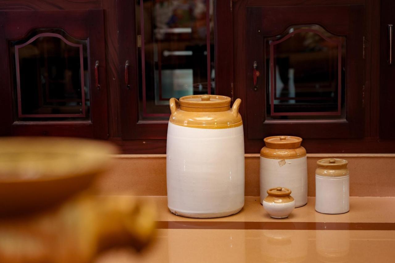 Homestay Parudeesa - Heavenly- Luxurious Palace Look-near Cbd - Kerala - India With Breakfast