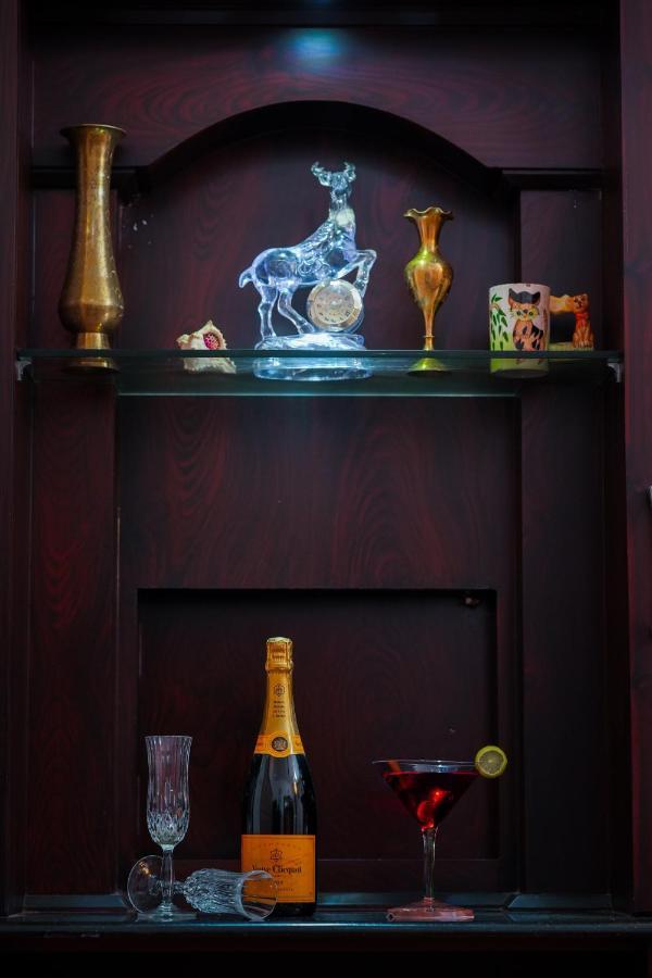 Homestay Parudeesa - Heavenly- Luxurious Palace Look-near Cbd - Kerala - India With Breakfast