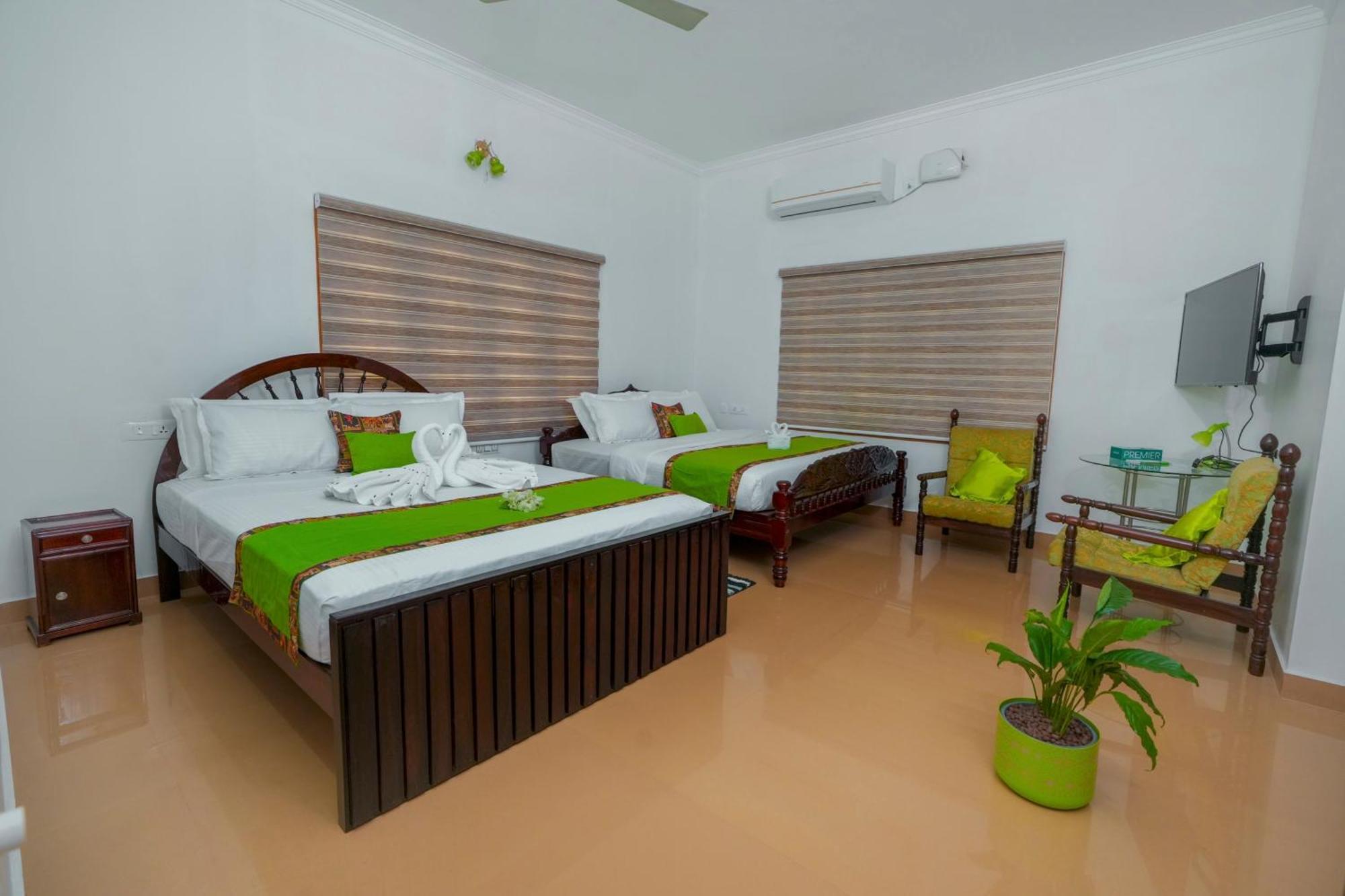 Homestay Parudeesa - Heavenly- Luxurious Palace Look-near Cbd - Kerala - India With Breakfast