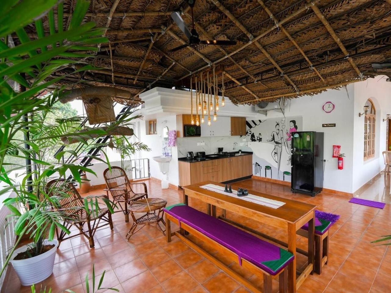 Parudeesa - Heavenly- Luxurious Palace Look-near Cbd - Kerala - India With Breakfast