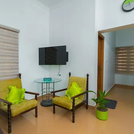 Parudeesa - Heavenly- Luxurious Palace Look-Near Cbd - Kerala - India With Breakfast Kaladi Room photo
