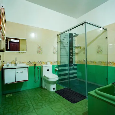 Parudeesa - Heavenly- Luxurious Palace Look-Near Cbd - Kerala - India With Breakfast Kaladi Room photo