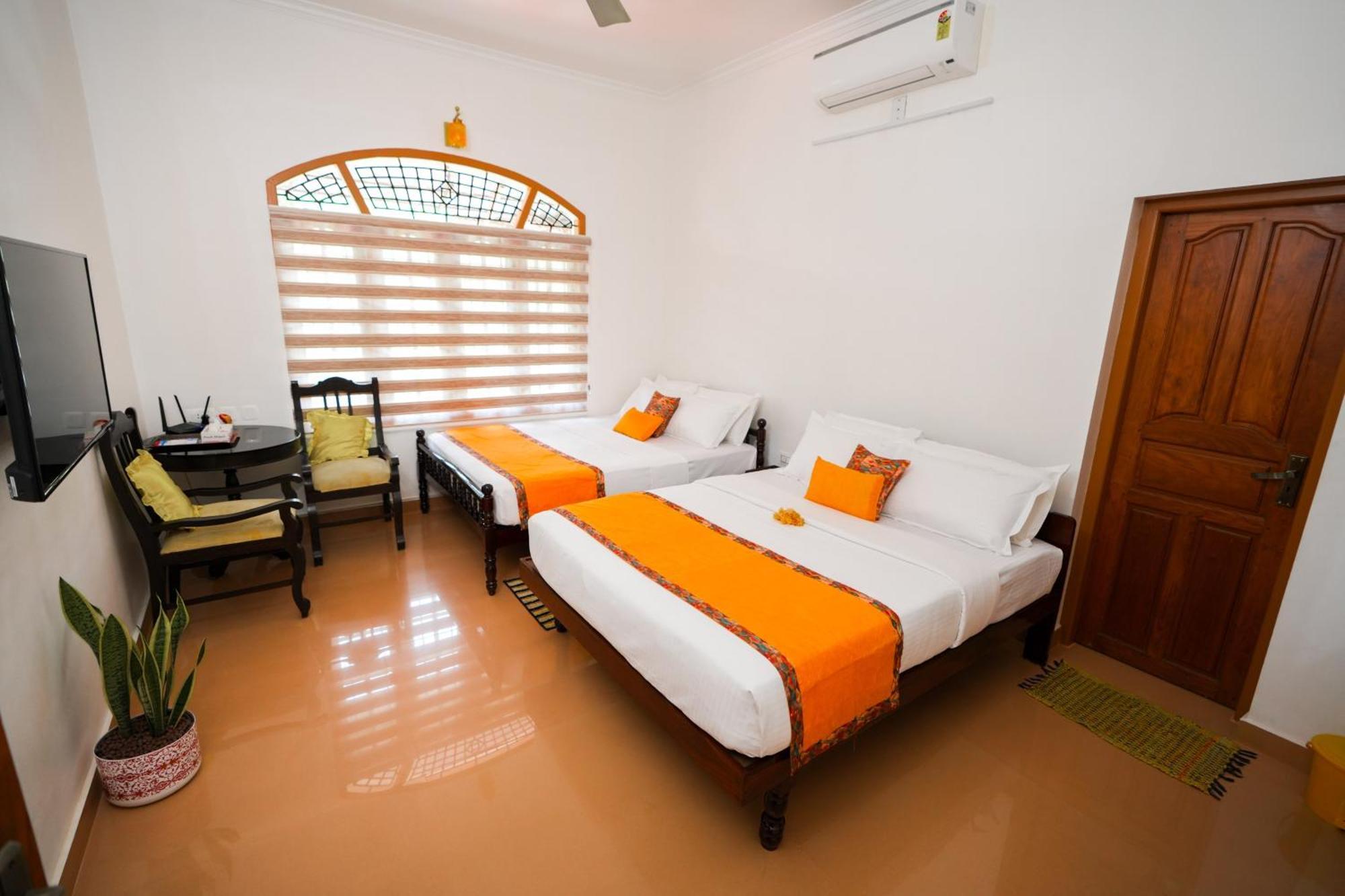Parudeesa - Heavenly- Luxurious Palace Look-near Cbd - Kerala - India With Breakfast