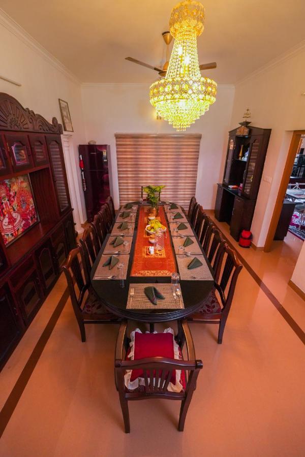 Parudeesa - Heavenly- Luxurious Palace Look-near Cbd - Kerala - India With Breakfast Homestay